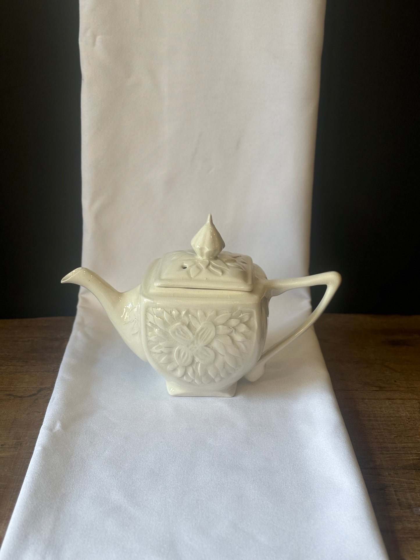 Ceramic Square Teapots