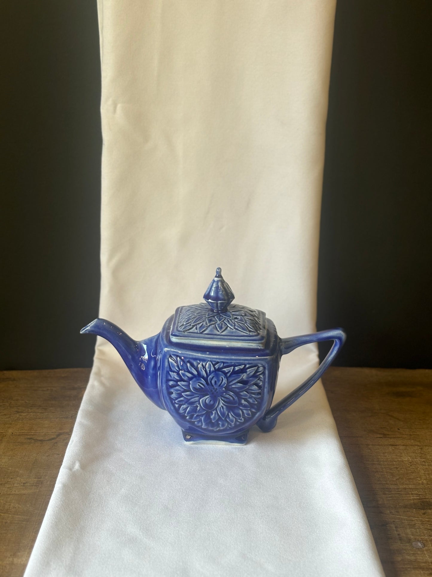 Ceramic Square Teapots