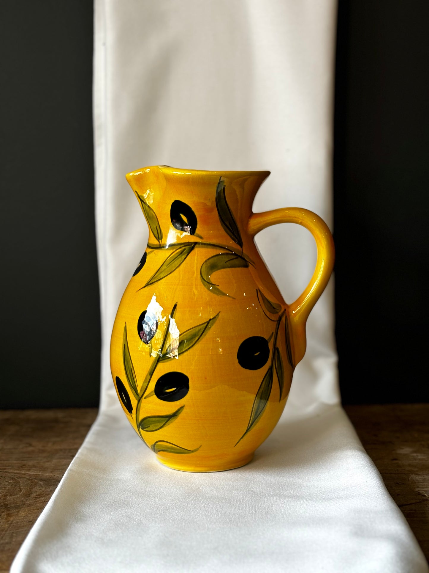 Olive Jug